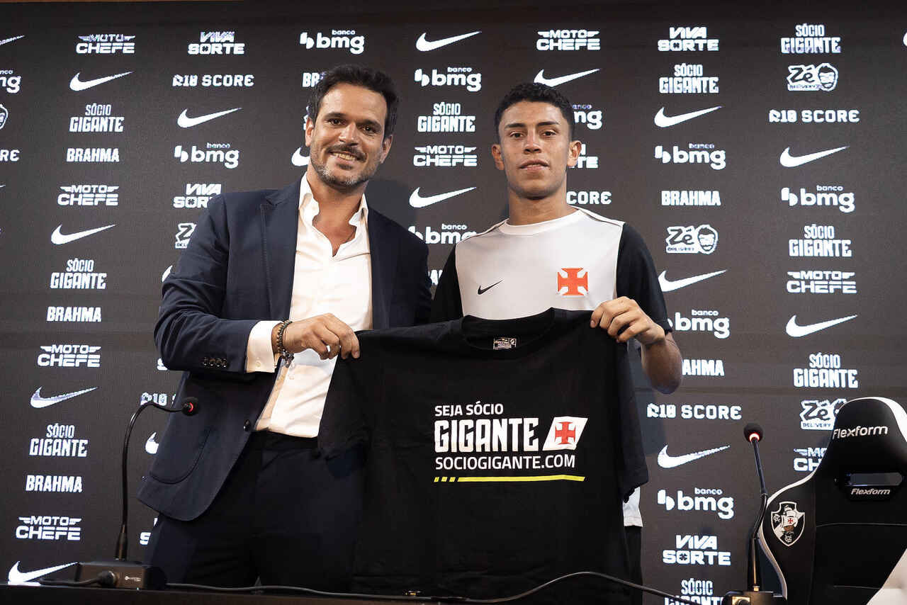Imagem da noticia Johan Rojas é apresentado no Vasco e mira jogar a Copa do Mundo pela Colômbia