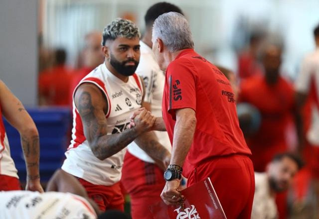 Imagem da noticia Gabigol antecipa reapresentação e publica foto treinando no CT do Flamengo