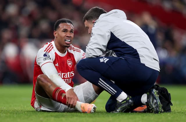 Gabriel Magalhães sai machucado em jogo do Arsenal e preocupa clube inglês Gabriel Magalhães sai machucado em jogo do Arsenal e preocupa clube inglês