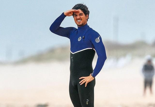 Imagem da noticia Gabriel Medina lamenta solteirice em meio à polêmica de quem paga conta