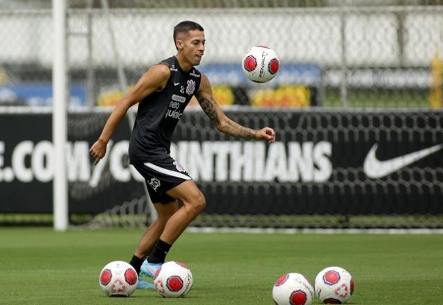 Imagem da noticia Corinthians oficializa venda de Gabriel Pereira ao New York City