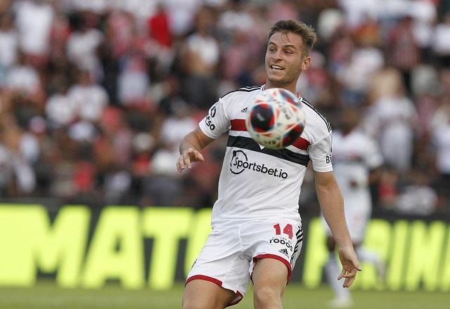 Imagem da noticia Operado há dois meses, Galoppo passa por artroscopia no joelho