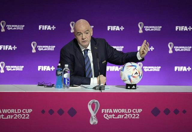 Imagem da noticia Presidente da Fifa defende realização da Copa no Catar: "Não assista"