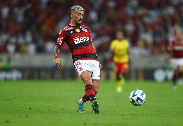 Imagem da noticia Arrascaeta fora! Veja times de Flamengo e São Paulo na final da Copa do Brasil