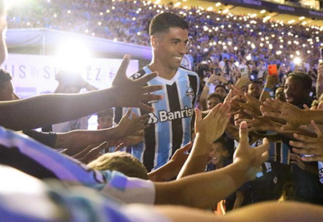 Imagem da noticia Grêmio apresenta o atacante Luis Suárez em evento na Arena