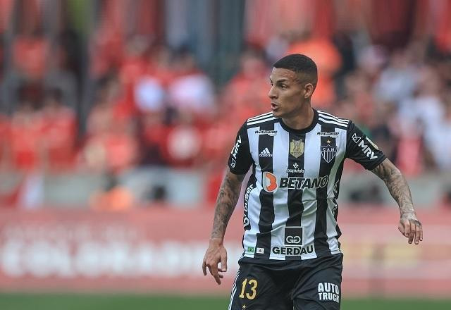Imagem da noticia Guilherme Arana sente a coxa e vira dúvida para Atlético-MG x Palmeiras