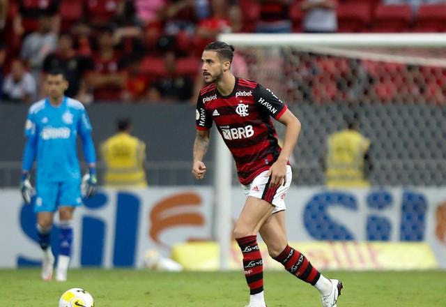 Imagem da noticia Flamengo e Fenerbahçe confirmam acordo para negociar Gustavo Henrique