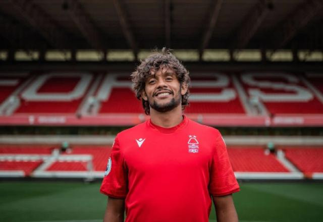 Imagem da noticia Gustavo Scarpa acerta com Atlético-MG e está de volta ao futebol brasileiro