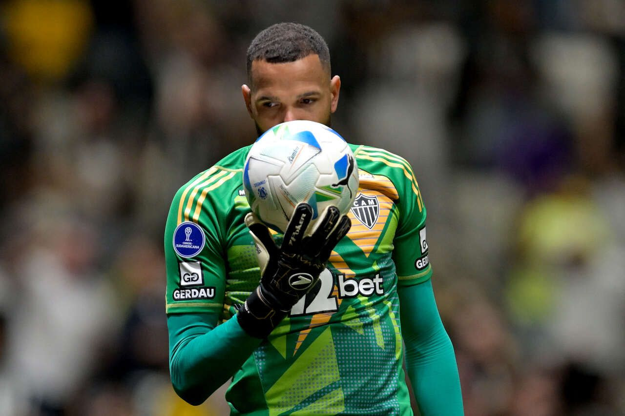 Imagem da noticia Herói do Atlético, Everson acredita em virada de chave após a classificação