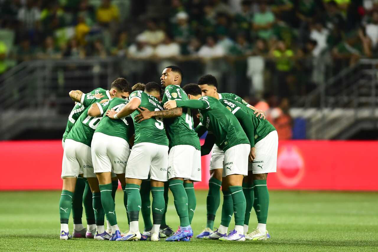 Imagem da noticia Palmeiras terá setembro decisivo com maratona de Libertadores e Brasileirão
