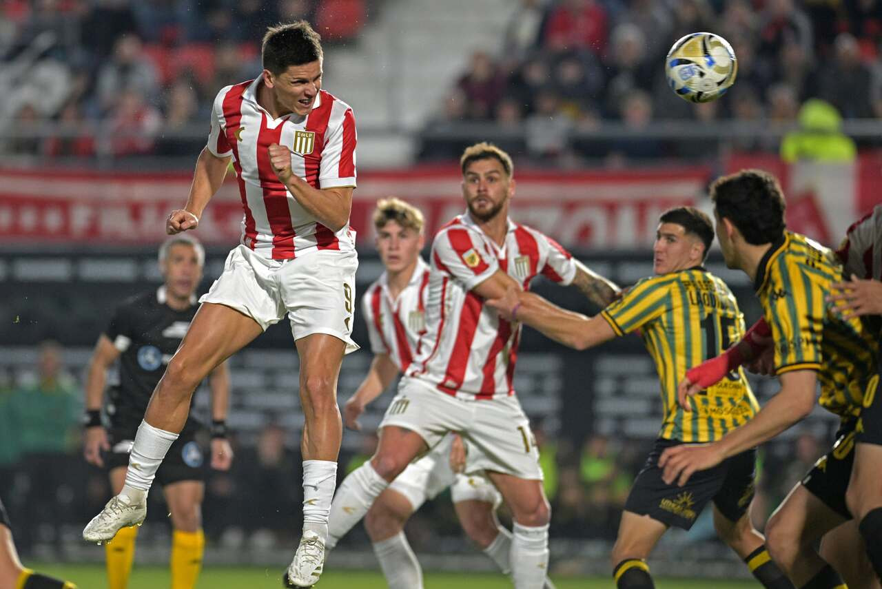 Imagem da noticia Rival do Flamengo, Estudiantes vive temporada irregular