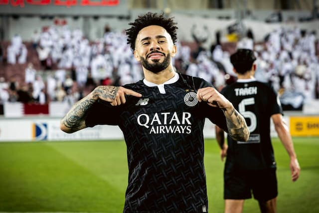 Em meio à tensão no Oriente Médio, Claudinho deixa o Catar Em meio à tensão no Oriente Médio, Claudinho deixa o Catar