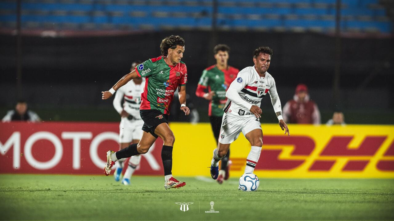 Imagem da noticia São Paulo vence chuva, vento e o Boston River em sua estreia na Sula