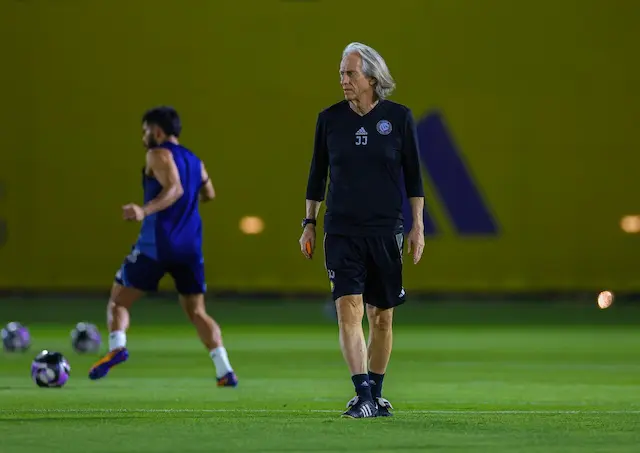 Jorge Jesus dispara antes do clássico decisivo: “Não tenho medo do Al-Hilal” Jorge Jesus dispara antes do clássico decisivo: “Não tenho medo do Al-Hilal”