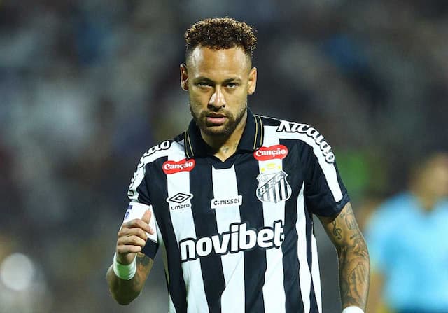 Cuca adota cautela sobre Neymar e evita cravar retorno antes da Copa do Mundo Cuca adota cautela sobre Neymar e evita cravar retorno antes da Copa do Mundo