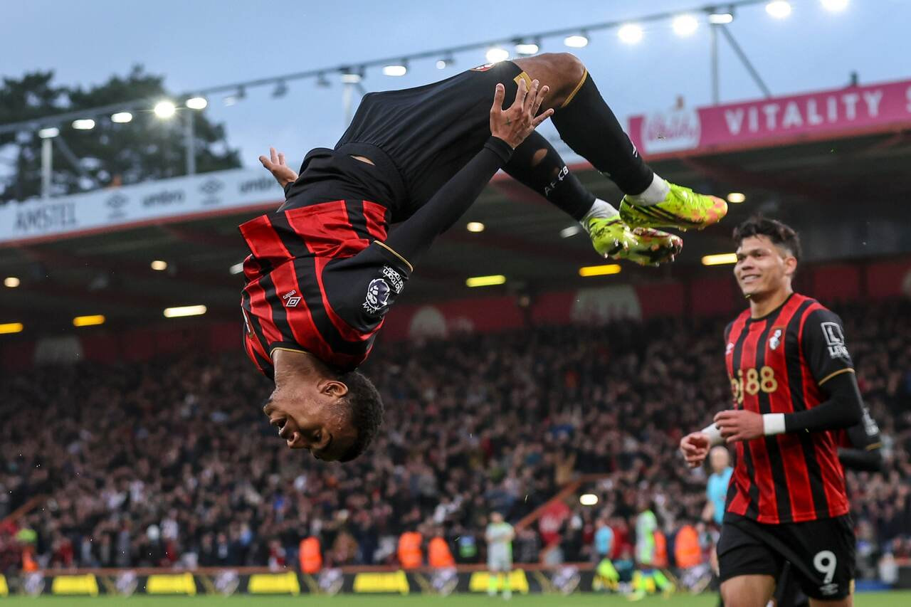 Imagem da noticia Arsenal é campeão da Premier League após empate do City com o Bournemouth