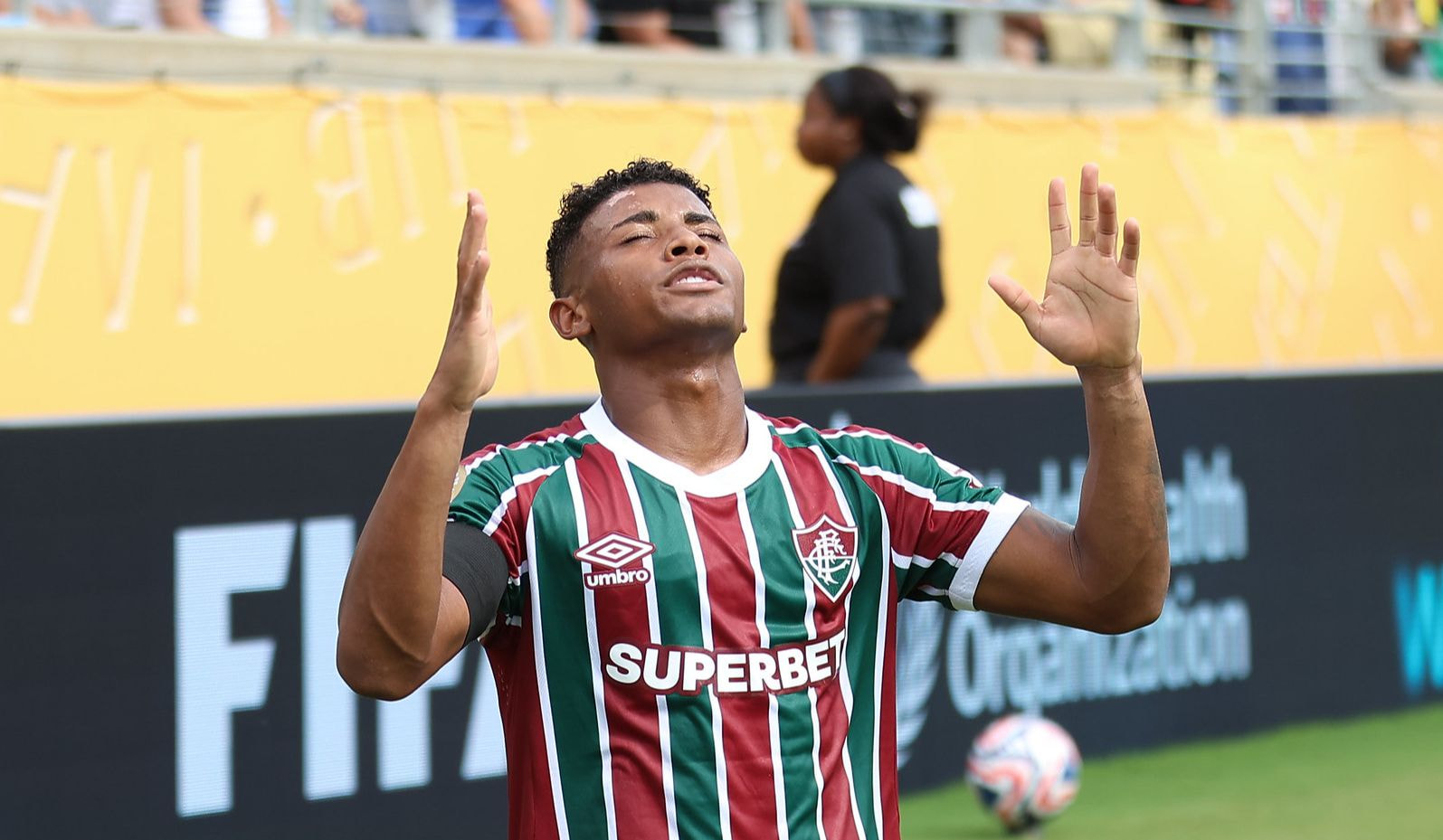 Imagem da noticia Hércules decide mais uma vez, Fluminense vence Al-Hilal e está na semi do Mundial