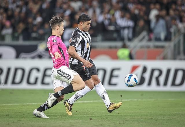 Imagem da noticia Hulk brilha, Atlético-MG vence Del Valle e se classifica na Libertadores