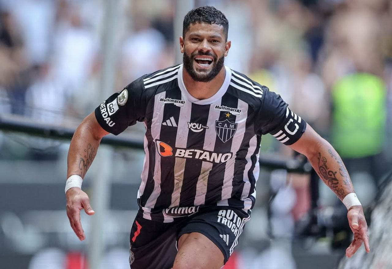 Imagem da noticia Victor elege Hulk como maior jogador da história do Atlético-MG