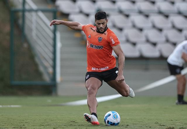 Imagem da noticia América-MG x Atlético-MG: onde assistir, escalações e desfalques