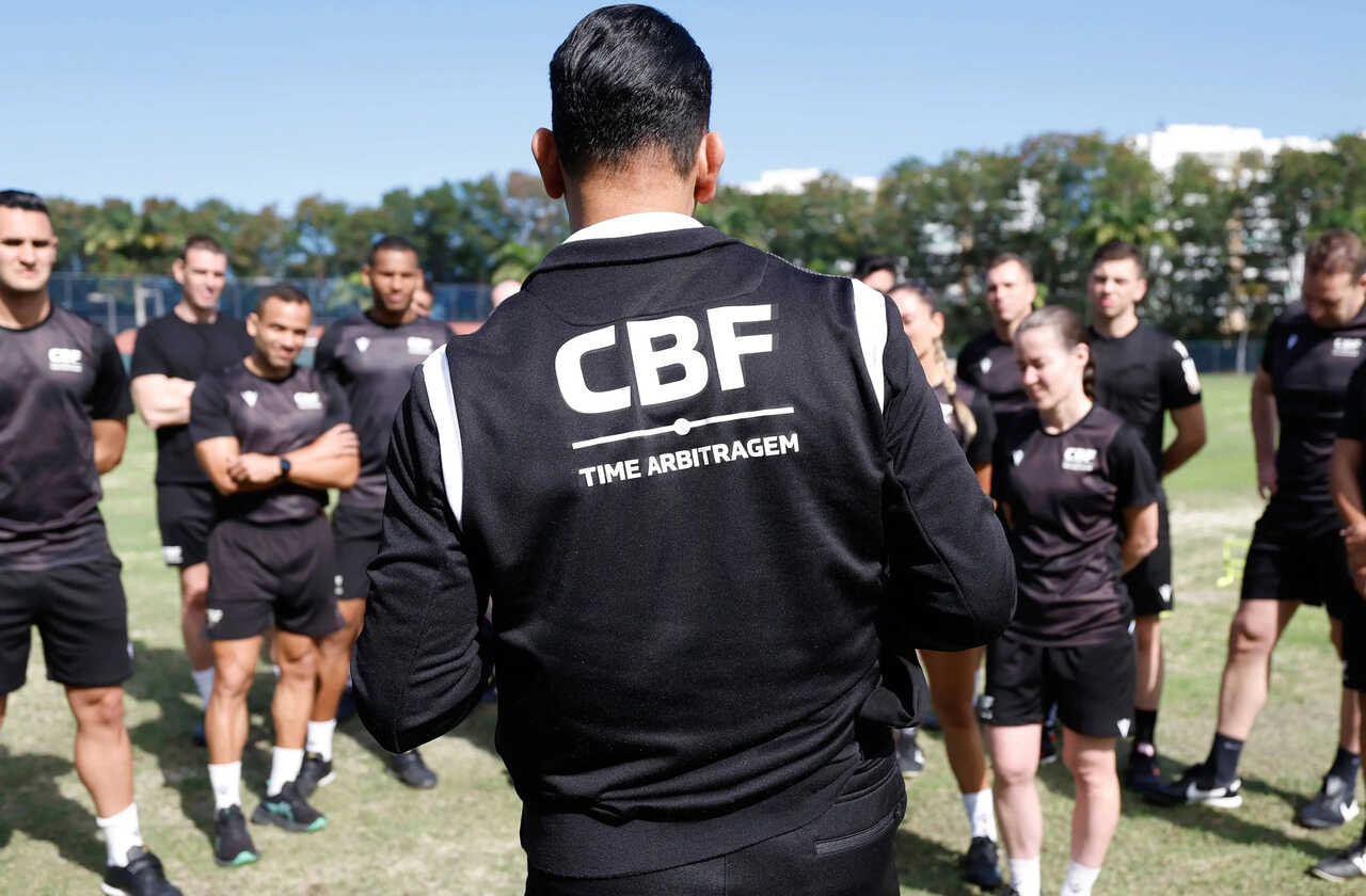 Imagem da noticia CBF inicia implementação de novas regras no Brasil