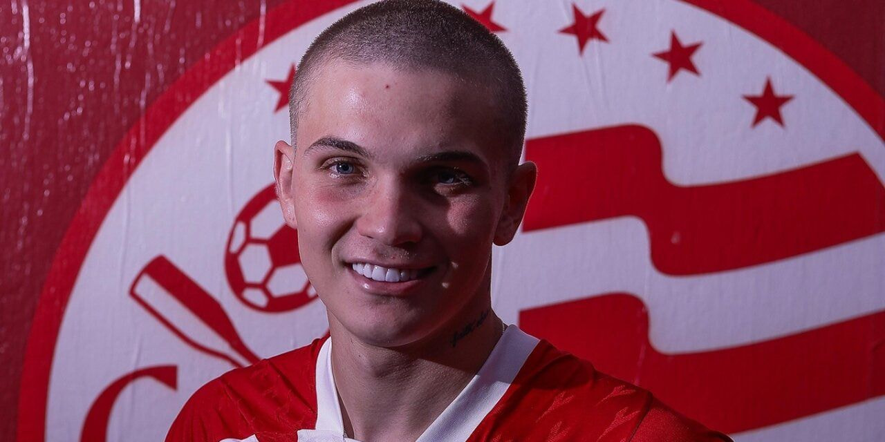 Imagem da noticia Náutico anuncia contratação de Léo Jance, do Fluminense