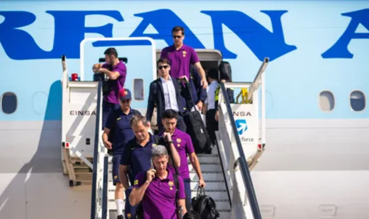 Imagem da noticia Jogadores do Barcelona reclamam de viagem e a classificam como de "time pequeno"