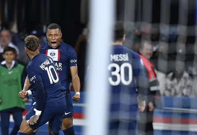 Imagem da noticia Indisciplina de Neymar é apontada como pivô de insatisfação de Mbappé no PSG