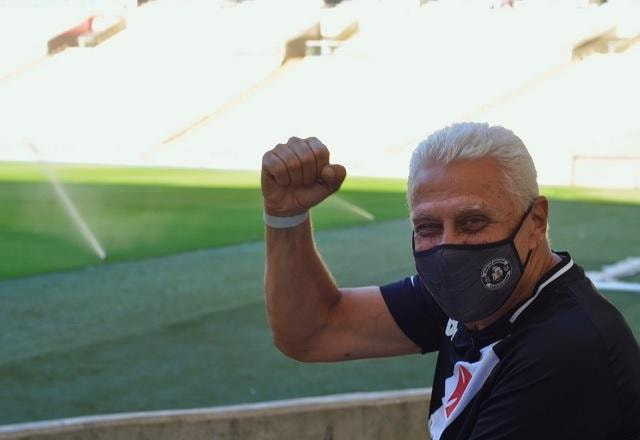 Imagem da noticia Internado há quase duas semanas, Roberto Dinamite tem alta de hospital