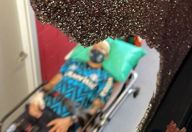 Imagem da noticia Polícia prende jovem no RS por pedrada a ônibus do Grêmio