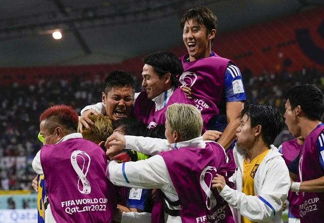 Imagem da noticia Japão vira sobre Espanha, avança em primeiro e pode ficar no caminho do Brasil