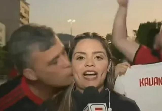 Imagem da noticia "Não foi só um beijinho no rosto", desabafa repórter vítima de assédio