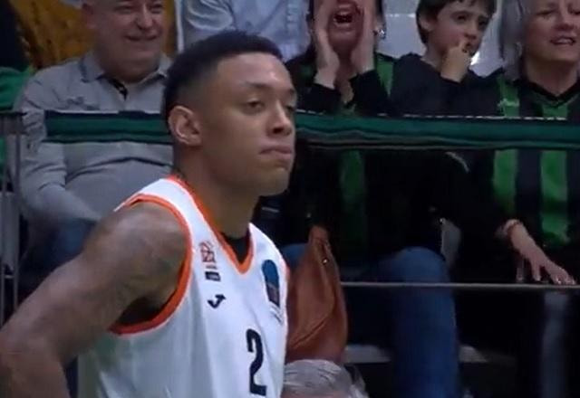 Imagem da noticia Jogador brasileiro de basquete é vítima de racismo na Espanha
