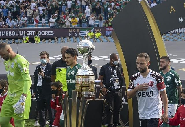 Imagem da noticia Em clima de revanche, Flamengo reencontra Palmeiras após derrota na Libertadores