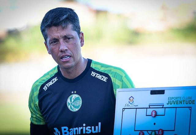 Imagem da noticia Jogadores do São Paulo procuram saber como é Carpini no dia a dia