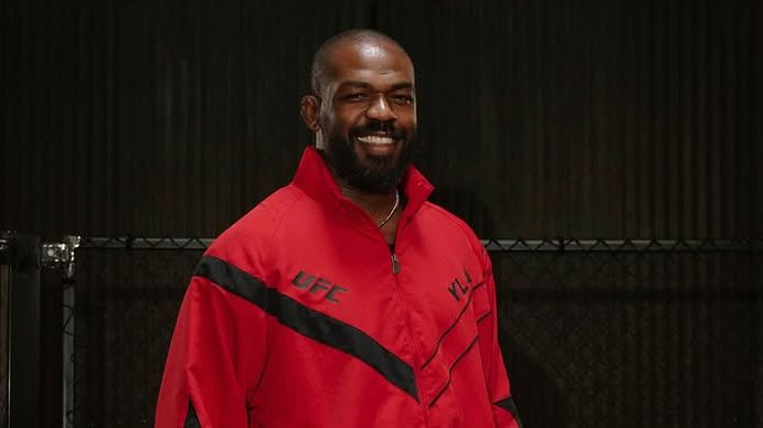 Imagem da noticia Jon Jones rebate críticas sobre indefinição de futuro e responsabiliza UFC: "Meus planos foram comunicados há muito tempo"