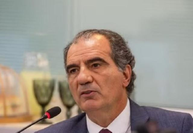 Imagem da noticia José Perdiz, interventor da CBF, promete "mínima interferência"