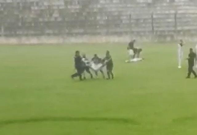 Imagem da noticia Vídeo: Jogador morre após ser atingido por raio em partida de futebol
