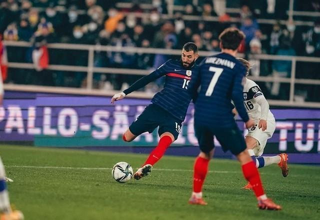 Imagem da noticia Benzema sofre lesão e deve perder estreia da França na Copa do Mundo