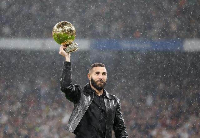 Imagem da noticia Ministro francês acusa Benzema de ter relação com grupo extremista