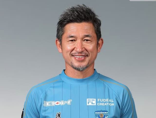 Clube do Japão anuncia jogador profissional de 58 anos, ex-Santos e Palmeiras Clube do Japão anuncia jogador profissional de 58 anos, ex-Santos e Palmeiras