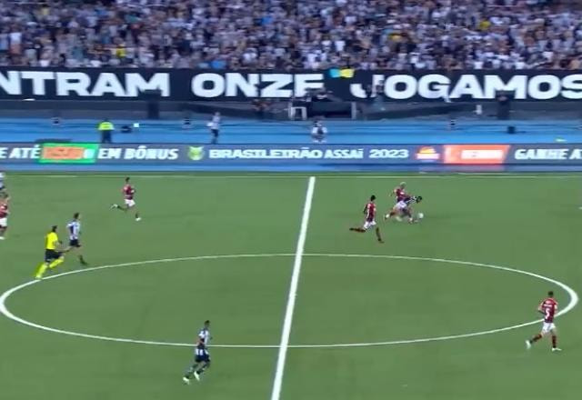 Imagem da noticia Botafogo: Claus diz que Tchê Tchê "não sofre empurrão e solta o corpo"