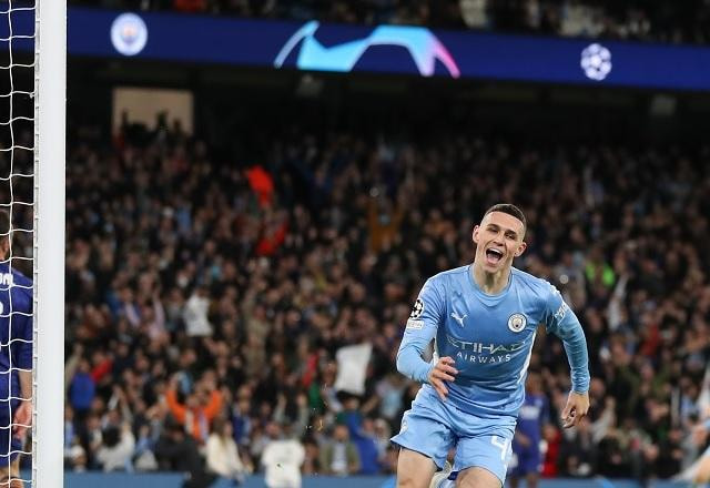 Imagem da noticia Fernandinho cruza na medida para Foden, que marca o terceiro do City