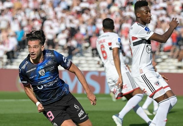 Imagem da noticia Fim do sonho: São Paulo perde para o Del Valle e é vice da Sul-Americana