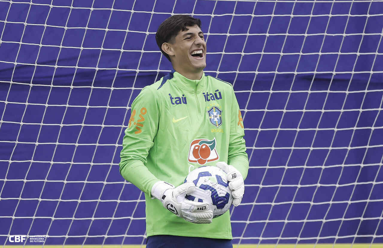 Imagem da noticia Léo Nannetti, do Flamengo, treinará com a Seleção na Copa