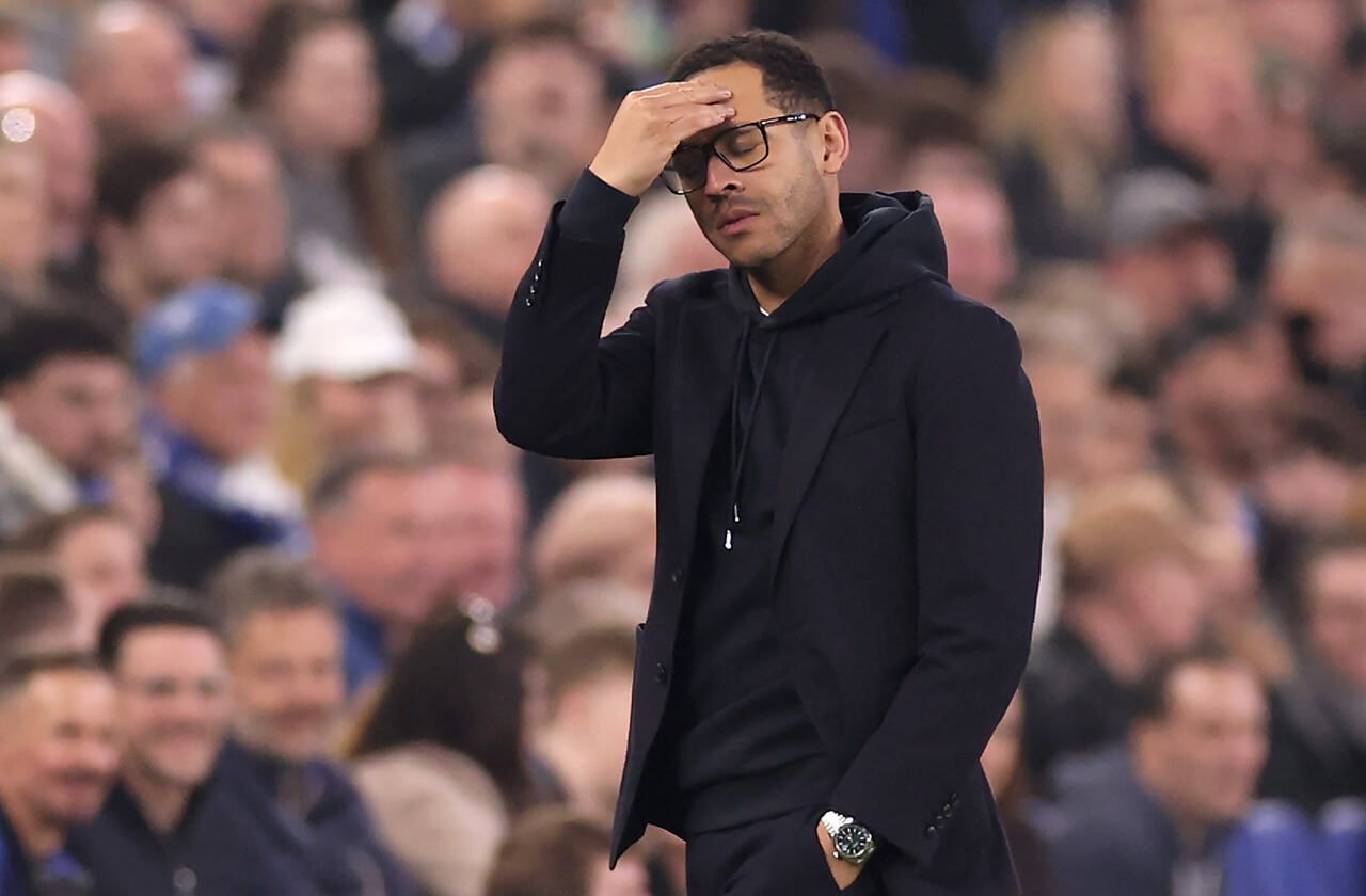 Imagem da noticia Chelsea demite técnico após sequência negativa na Premier League