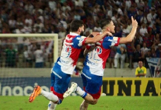 Imagem da noticia Com um a menos, Fortaleza derrota o Inter e fica perto de sair do Z4