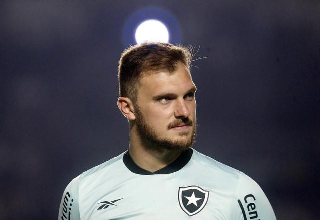 Imagem da noticia Líder desde abril, Botafogo pode acabar 34ª rodada na 4ª posição do Brasileiro