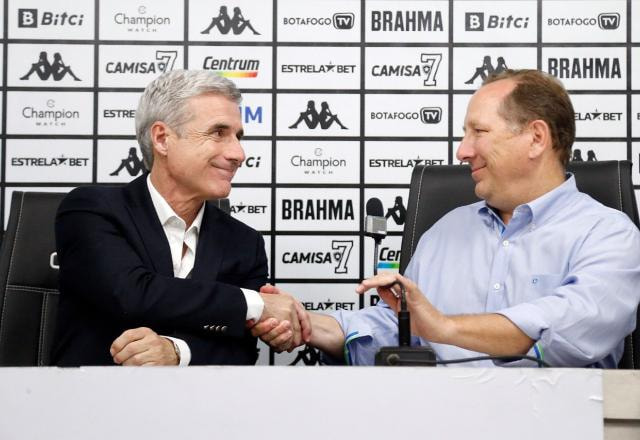Imagem da noticia Luís Castro é apresentado no Botafogo: "Acredito muito no projeto"