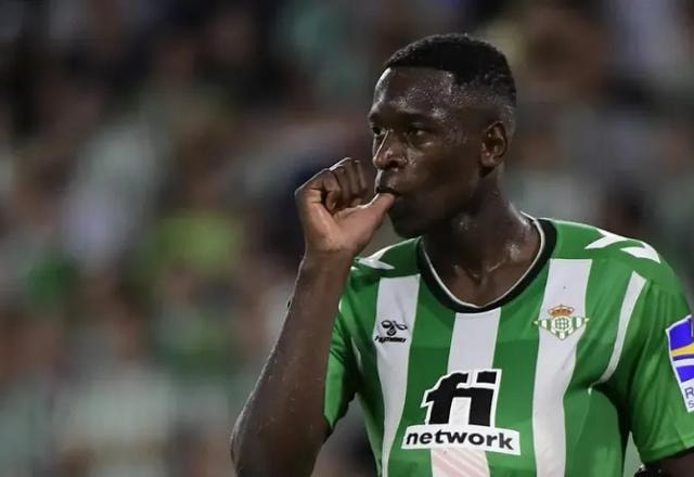 Imagem da noticia Luiz Henrique aceita condições é o novo reforço do Botafogo